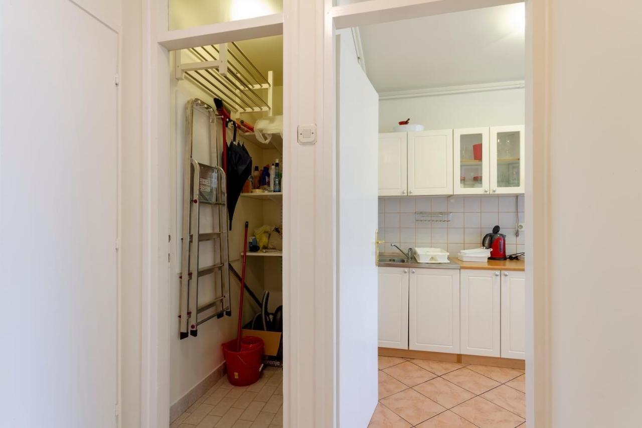 Atelier Διαμέρισμα Πούλα Εξωτερικό φωτογραφία